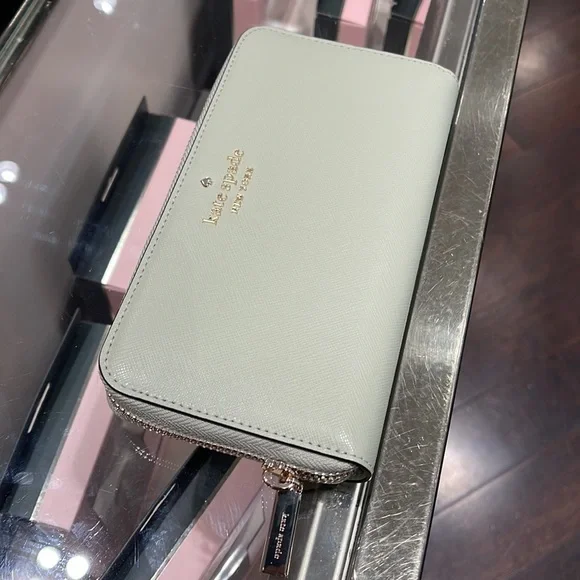 Kate Spade Staci Large Continental Wallet
Sage Bundle - Picture 6 of 16